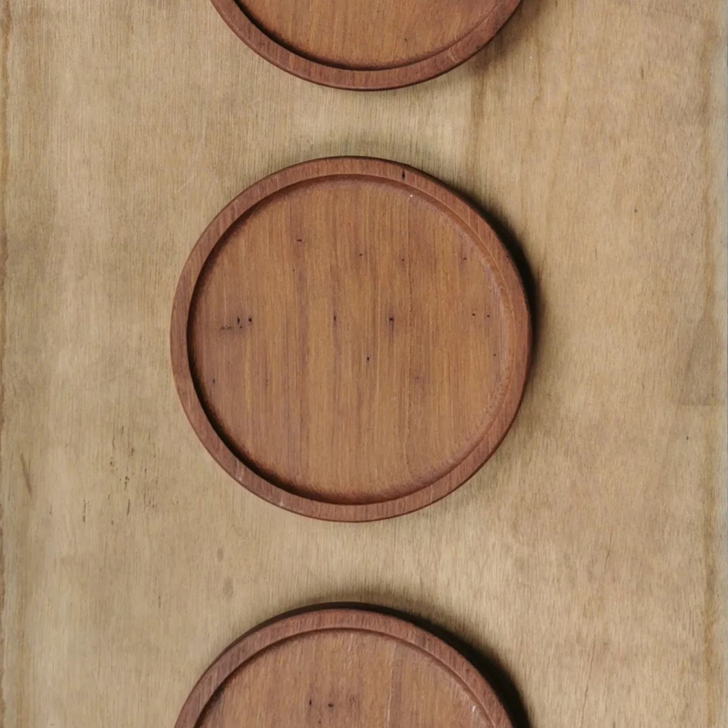 NYIRU Tray (Round) - Image 3