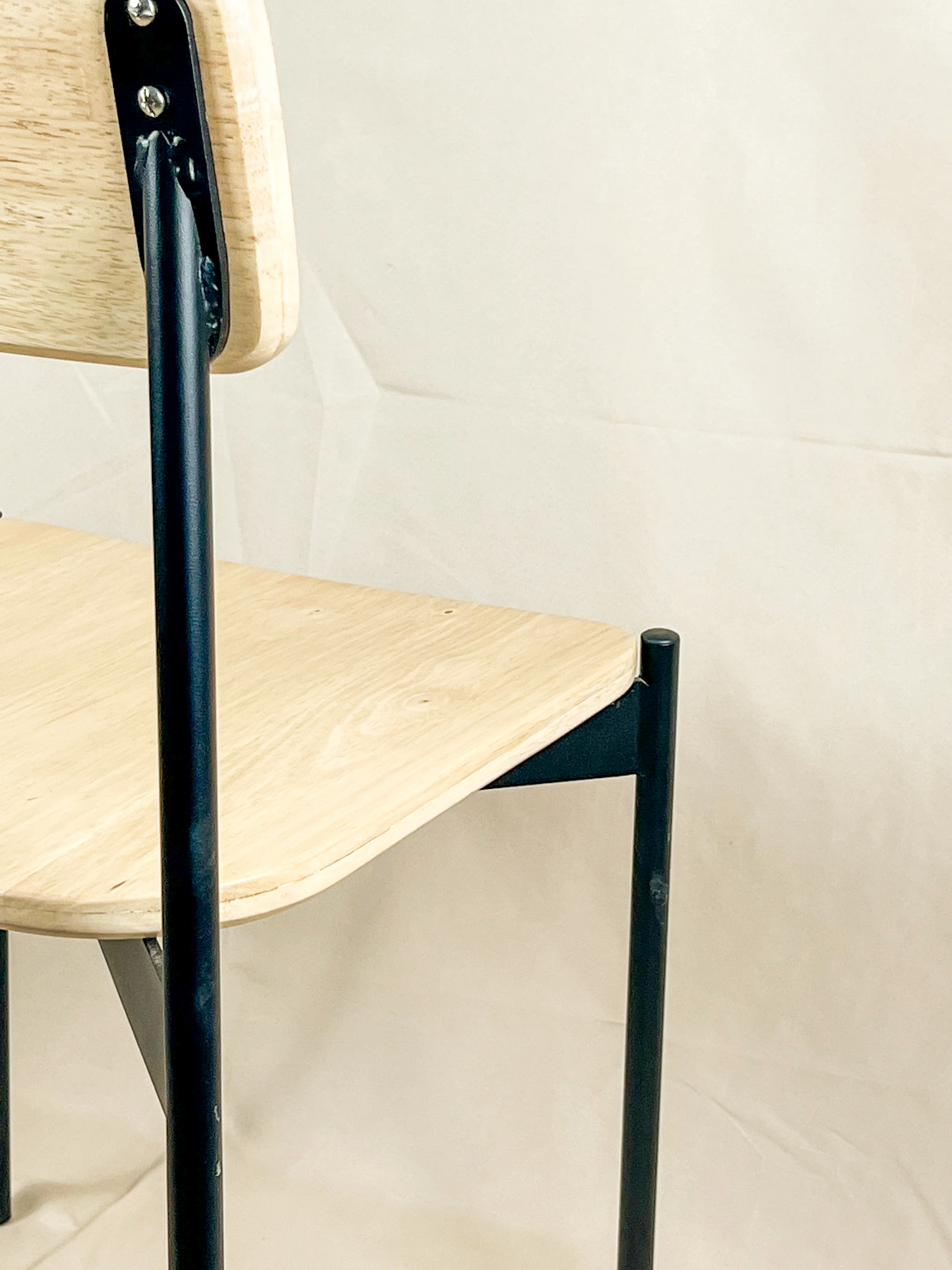 SLICK Chair - Image 4